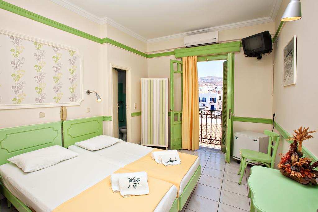 Hotel Aegli 1876 Tínos Habitación foto